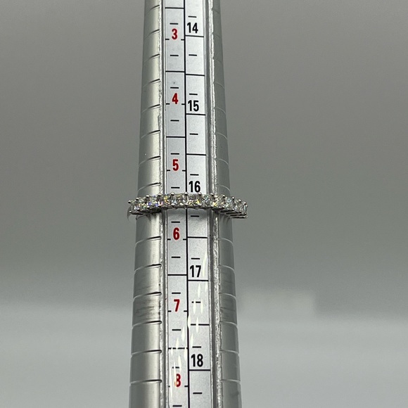 Diamond ring - Picture 5 of 5